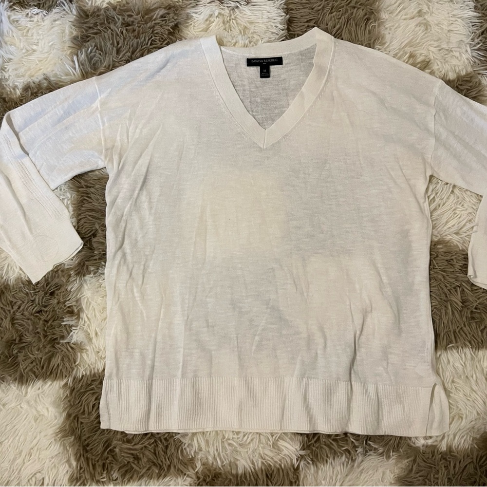 Banana Republic Ivory Knit V-Neck Top